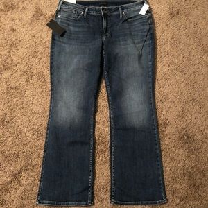 Silver Suki Mid-Rise Bootcut Jeans